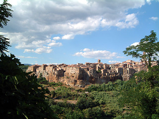 Image showing Tuscan hill town