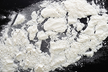 Image showing powder on black