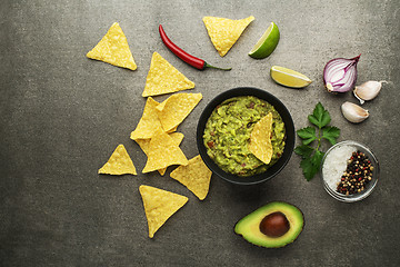 Image showing Guacamole with nachos chips
