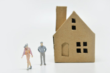 Image showing Women is leaving her man and house