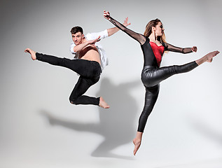Image showing Two people dancing