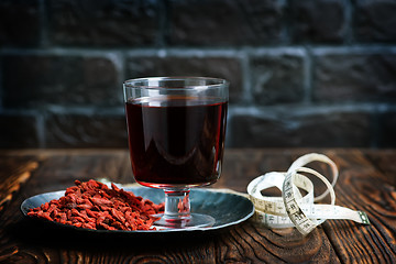 Image showing goji and drink