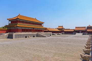 Image showing Traditional Chinese building under blue sky