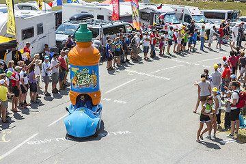 Image showing Teisseire Vehicle in Alps - Tour de France 2015