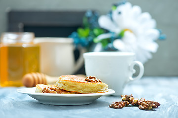 Image showing pancakes with nuts