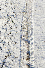 Image showing Snow with traces of car