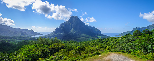 Image showing Aerial view of Opunohu, Cook’s Bay and lagoon in Moorea Island