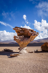 Image showing Arbol de Piedra in Siloli desert, sud Lipez reserva, Bolivia