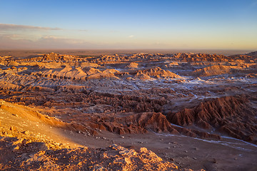 Image showing Valle de la Luna at sunset in San Pedro de Atacama, Chile