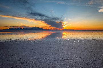 Image showing Salar de Uyuni desert, Bolivia