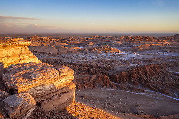 Image showing Valle de la Luna at sunset in San Pedro de Atacama, Chile