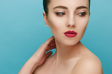 Image showing Beautiful woman face. Perfect makeup. Beauty fashion