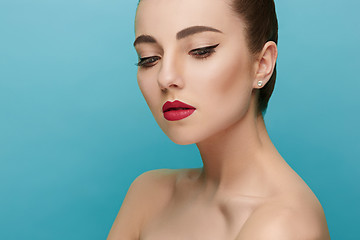 Image showing Beautiful woman face. Perfect makeup. Beauty fashion