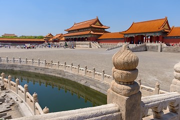 Image showing Traditional Chinese building under blue sky