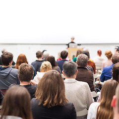 Image showing Woman giving presentation on business conference.