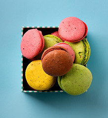 Image showing Macarons in box