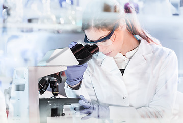 Image showing Female health care researchers working in scientific laboratory.