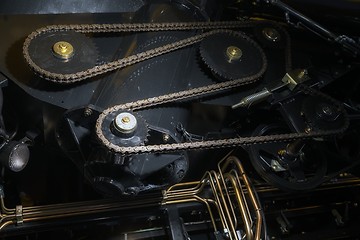 Image showing Timing chain of an industrial mechanism