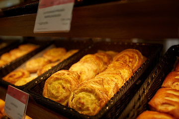 Image showing close up of buns at bakery or grocery store