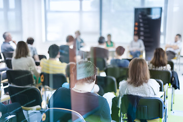 Image showing Round table discussion at business and entrepreneurship convention.