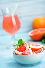 Image showing grapefruit and juice