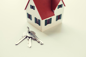 Image showing close up of home model and house keys