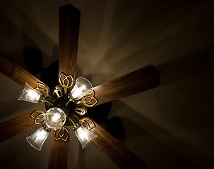 Image showing Ceiling Fan With Lights