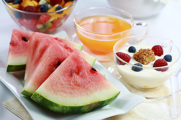 Image showing Healthy snack - fruits and juice