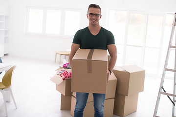 Image showing Moving to a new apartment