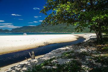 Image showing Beach on sunny day