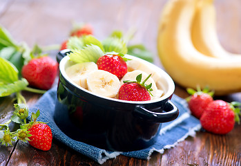 Image showing strawberry with banana