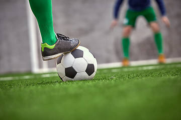 Image showing Thq leg of soccer football player