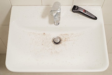 Image showing sink after shave
