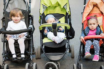 Image showing babies in the park