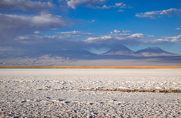 Image showing Laguna Tebinquinche landscape in San Pedro de Atacama, Chile