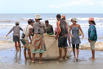 Image showing Native Malagasy fishermen fishing on sea, Madagascar