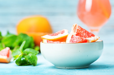 Image showing grapefruit and juice