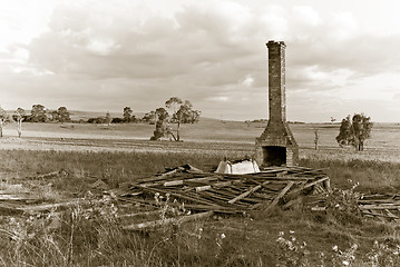 Image showing ruins all over