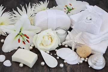 Image showing Rose and Lily Cleansing Spa