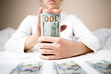 Image showing Woman hands holding money