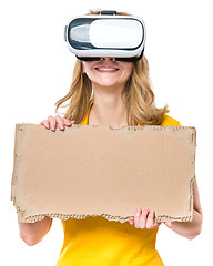 Image showing Woman in VR glasses