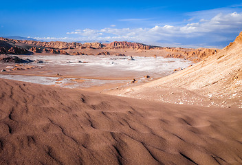 Image showing Sand dunes in Valle de la Luna, San Pedro de Atacama, Chile