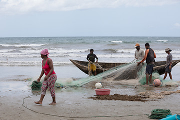 Image showing Native Malagasy fishermen fishing on sea, Madagascar