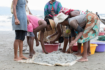 Image showing Native Malagasy fishermen fishing on sea, Madagascar