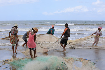 Image showing Native Malagasy fishermen fishing on sea, Madagascar