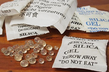 Image showing Dessicant, silica gel