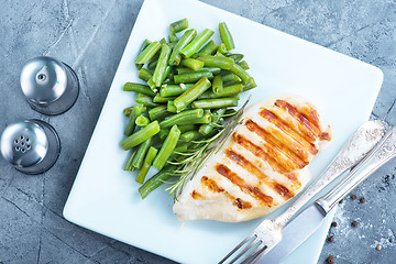 Image showing chicken breast with bean