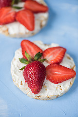 Image showing Strawberry sandwiches with mascarpone