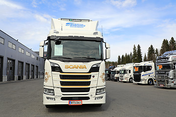 Image showing White Next Generation Scania R520 with Scania Trucks