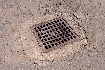 Image showing Sewer pit cover